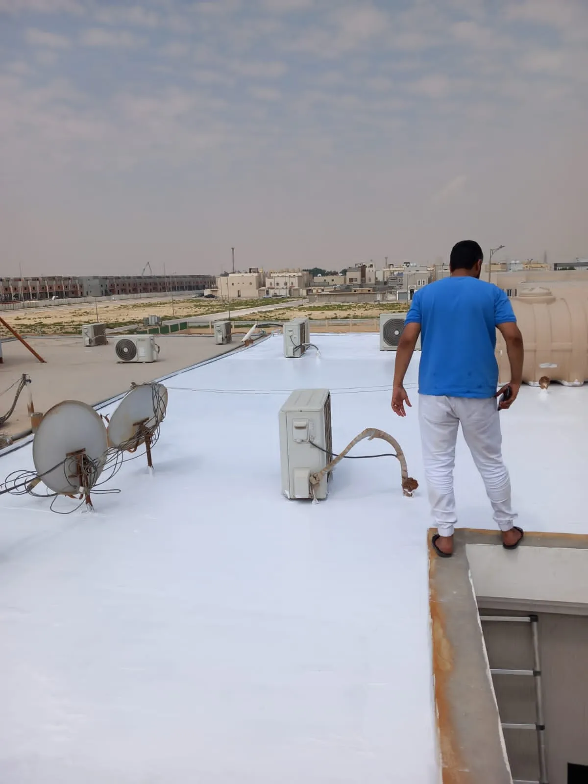 عزل اسطح البكيرية والبدائع